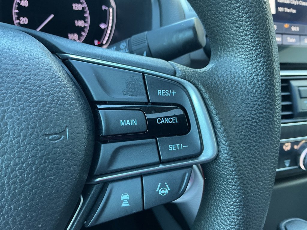 Used 2020 Honda Accord EX image 23