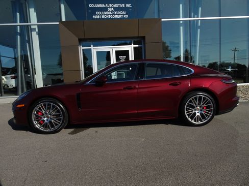 Used 2021 Porsche Panamera 4S AWD/4WD image 2