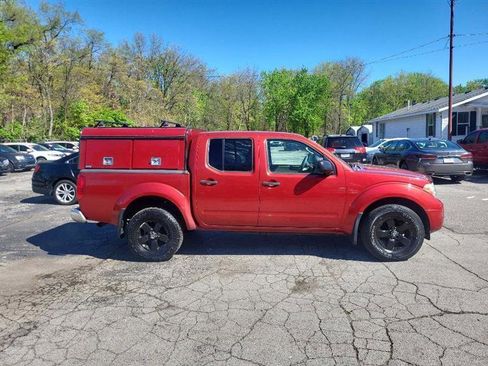 Used 2012 Nissan Frontier SV AWD/4WD image 4