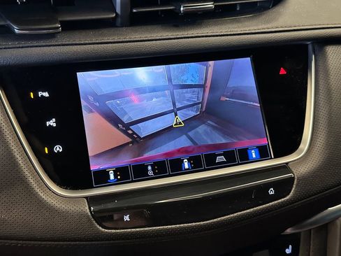 Used 2024 Cadillac XT5 Premium Luxury w/ Technology Package AWD/4WD image 13