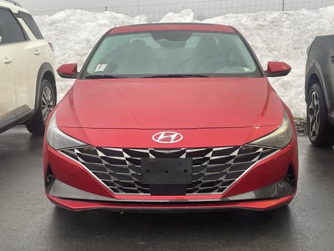 Used 2022 Hyundai Elantra Limited image 7