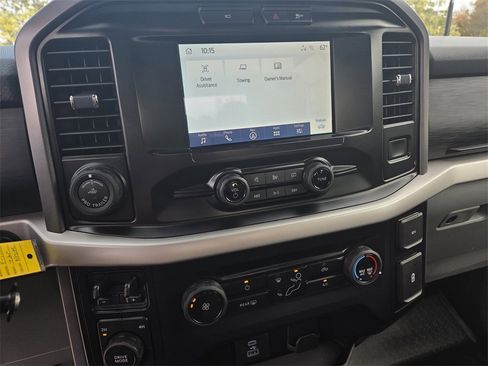 Used 2023 Ford F150 XLT w/ Trailer Tow Package image 11