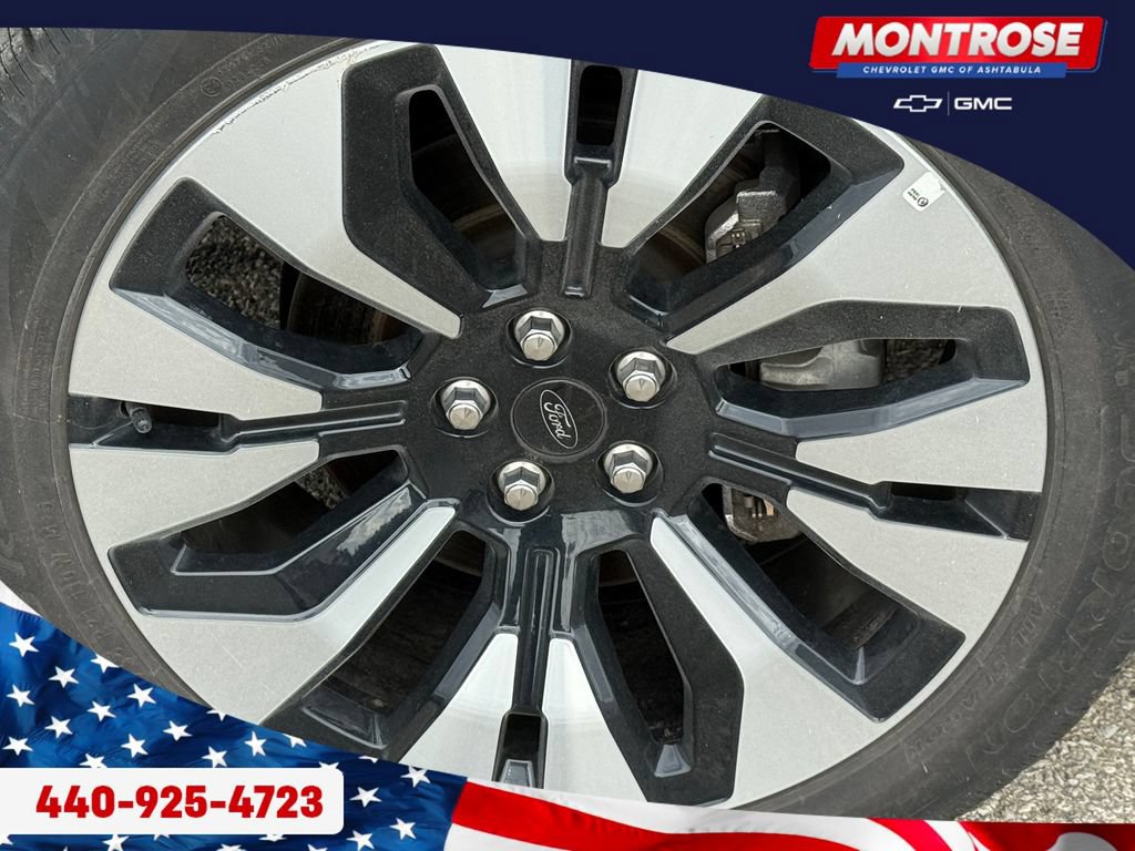 Used 2025 Ford Explorer Platinum w/ LUX Leather Package AWD/4WD image 19