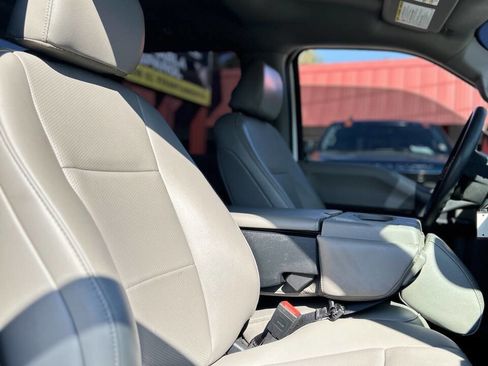 Used 2022 Ford F250 XL w/ Power Equipment Group image 11