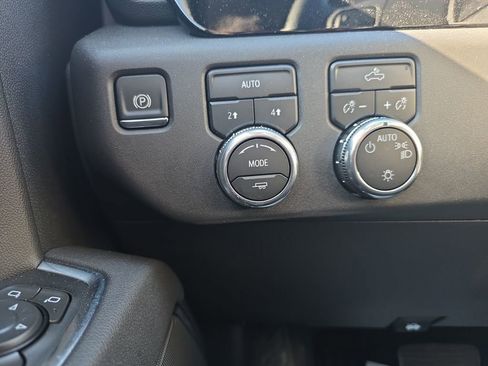 Used 2026 GMC Sierra 1500 SLE image 24