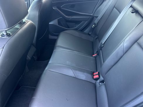 Used 2019 Volkswagen Jetta SE FWD image 25