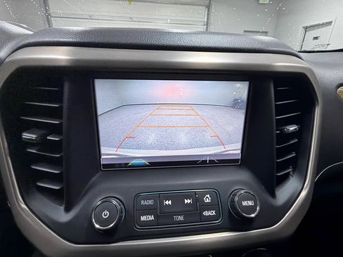 Used 2017 GMC Acadia Denali FWD image 10