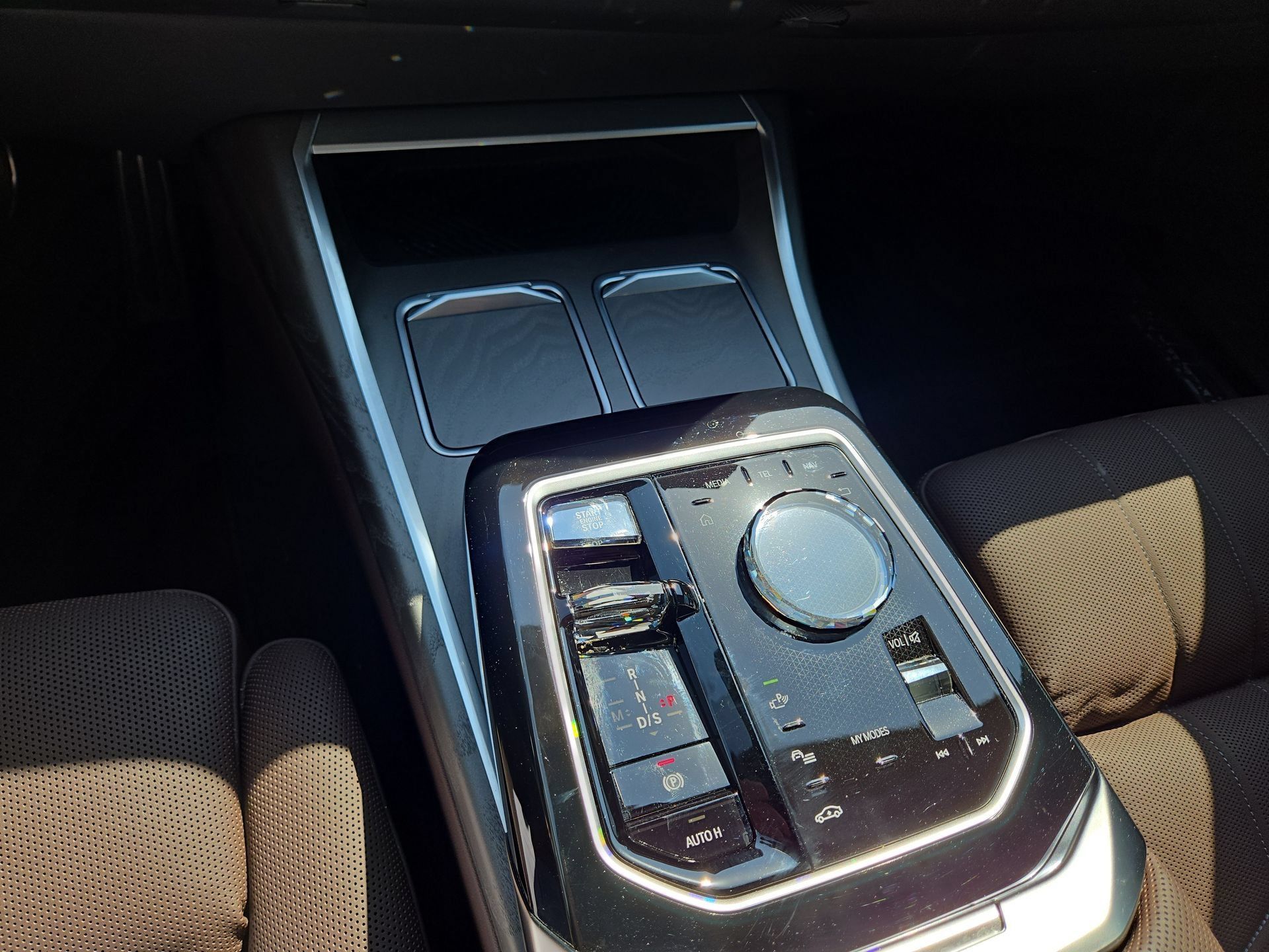 Used 2023 BMW 760i xDrive AWD/4WD image 22