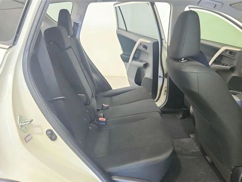 Used 2018 Toyota RAV4 LE w/ All Weather Liner Package AWD/4WD image 37