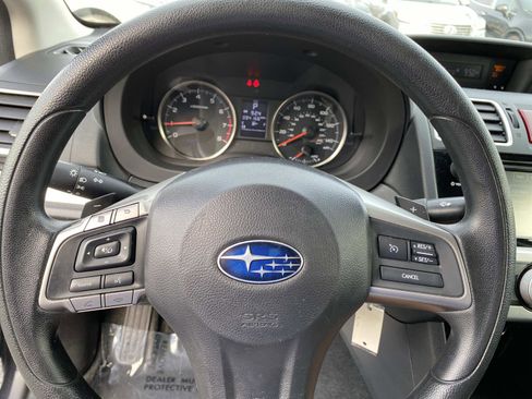 Used 2016 Subaru Impreza 2.0i Premium image 11