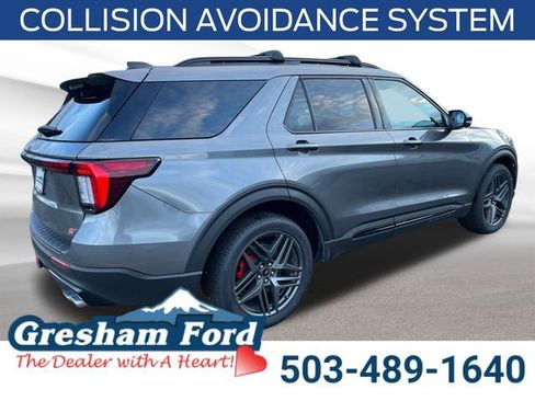 Certified 2025 Ford Explorer ST image 6