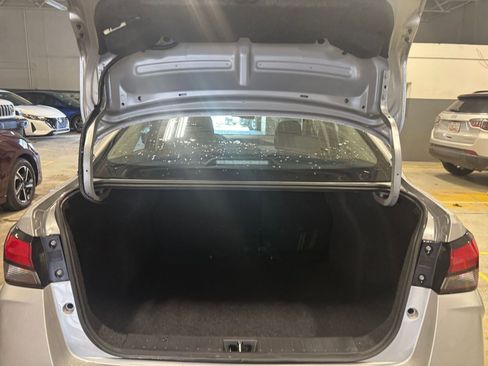 Used 2025 Nissan Versa SV image 30