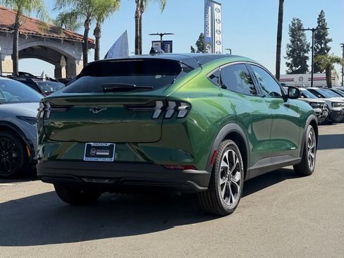 New 2026 Ford Mustang Mach-E Select RWD image 8