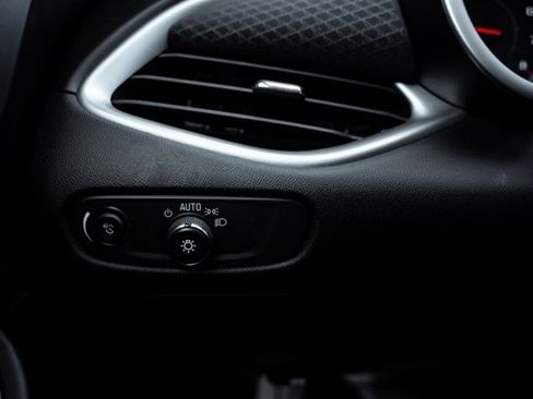 Used 2024 Chevrolet Malibu LT image 32