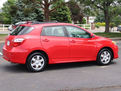 Used 2009 Toyota Matrix S AWD/4WD image 4