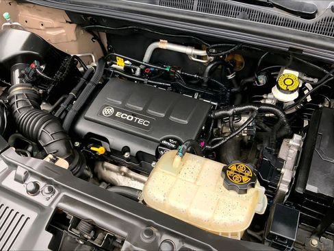 Used 2018 Buick Encore Essence image 32