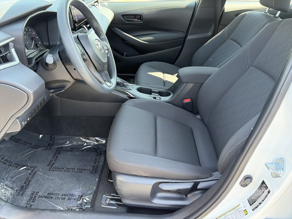 Used 2024 Toyota Corolla LE FWD image 29