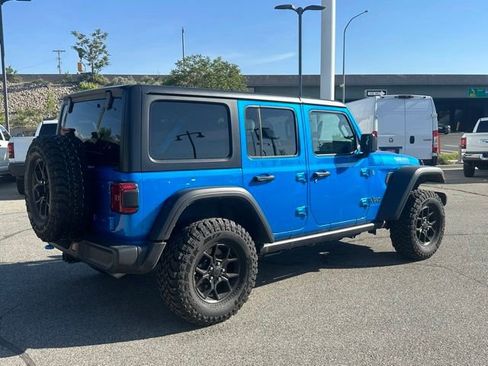 Used 2024 Jeep Wrangler Unlimited AWD/4WD image 8