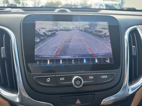 Used 2020 Chevrolet Equinox Premier image 21