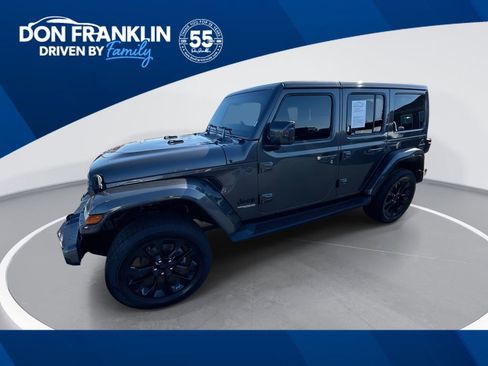 Used 2021 Jeep Wrangler Unlimited Sahara image 1