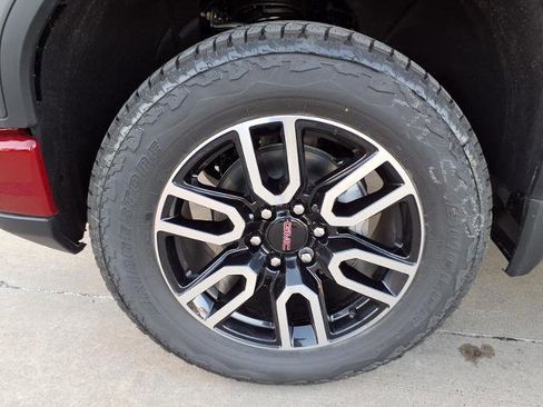New 2026 GMC Sierra 1500 AT4 w/ AT4 Premium Package image 22