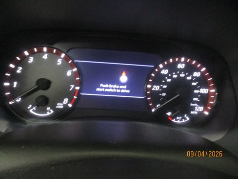 Used 2024 Nissan Frontier PRO-4X w/ Technology Package AWD/4WD image 19