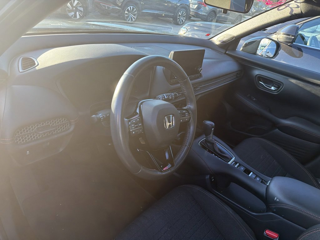 Used 2024 Honda HR-V Sport image 9