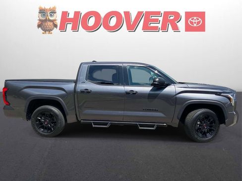 Used 2023 Toyota Tundra SR5 w/ SR5 Convenience Package RWD image 2
