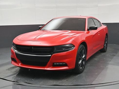 Used 2022 Dodge Charger SXT w/ Blacktop Package AWD/4WD image 34