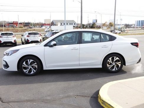 Used 2023 Subaru Legacy Premium image 6