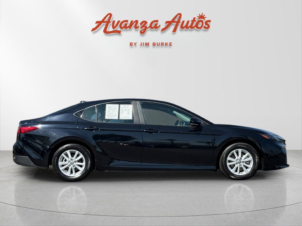 Used 2025 Toyota Camry LE FWD image 6