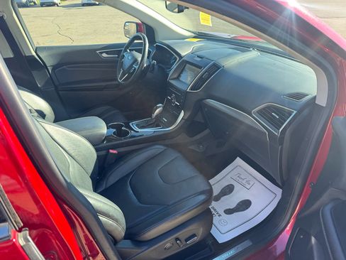 Used 2015 Ford Edge Titanium image 11