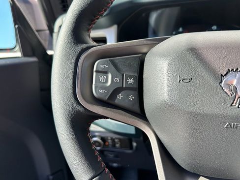 New 2026 Ford Bronco Heritage Edition image 9