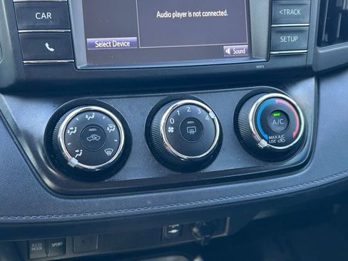 Used 2017 Toyota RAV4 LE image 25