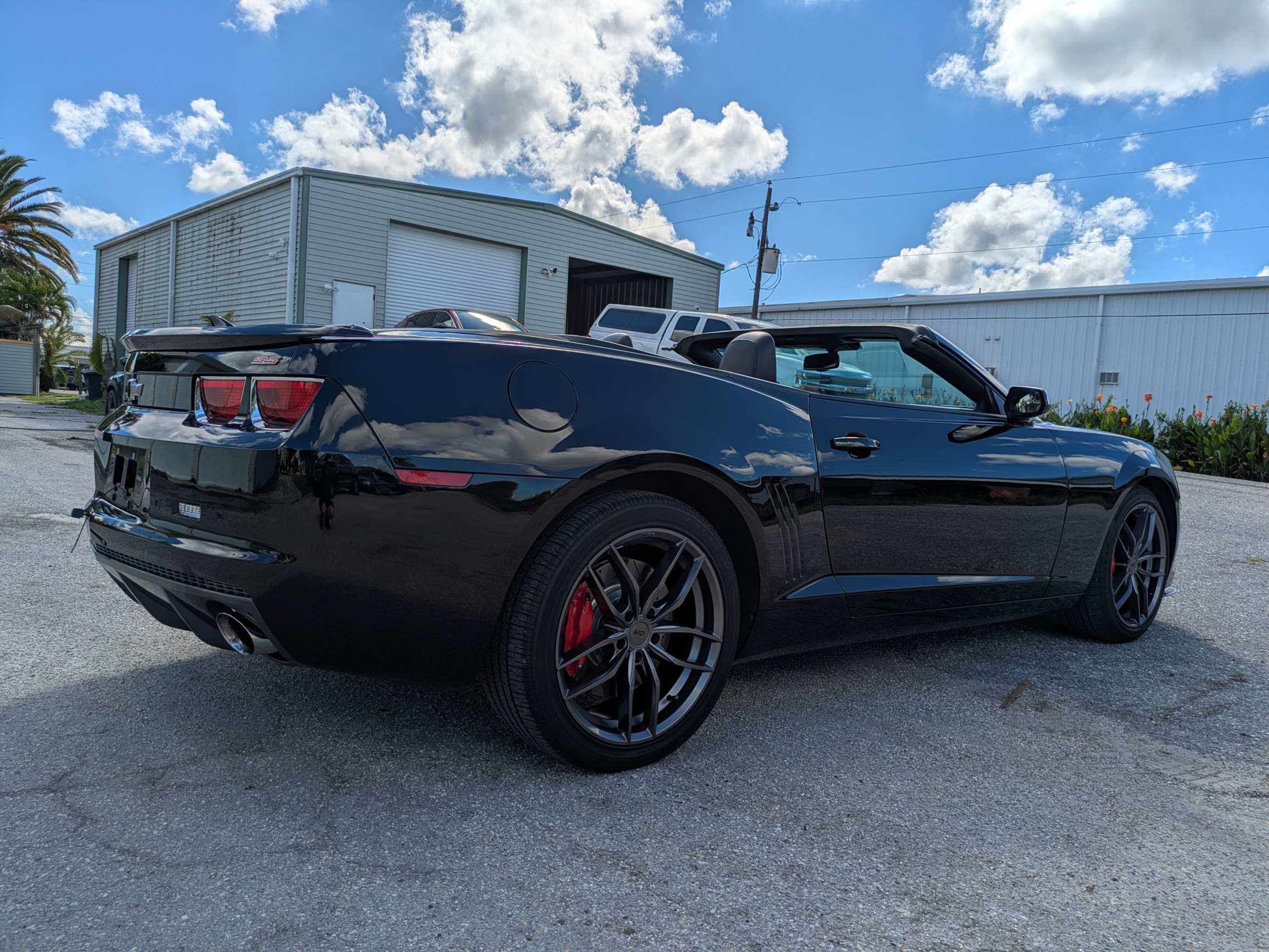 Used 2011 Chevrolet Camaro SS w/ RS Package RWD image 7