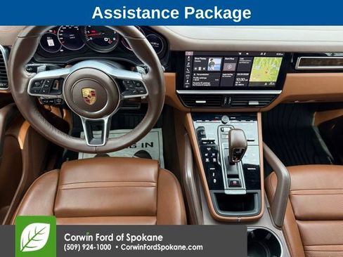 Used 2021 Porsche Cayenne S w/ Premium Package Plus AWD/4WD image 3