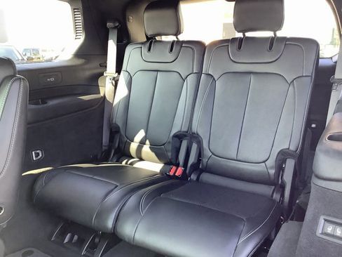 Used 2023 Jeep Grand Cherokee L Overland w/ Advanced Protech Group III image 30