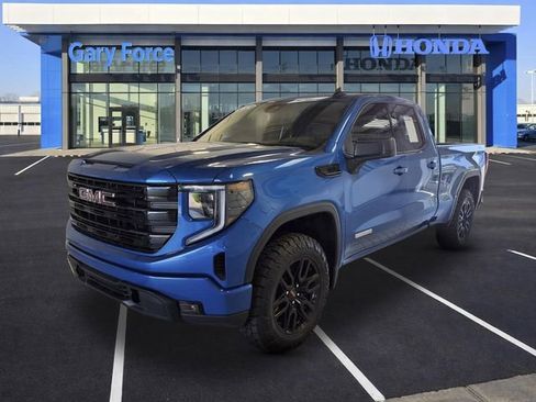 Used 2024 GMC Sierra 1500 Elevation AWD/4WD image 4