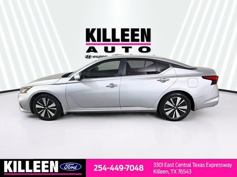 Used 2021 Nissan Altima 2.5 SV w/ SV Premium Package FWD image 4