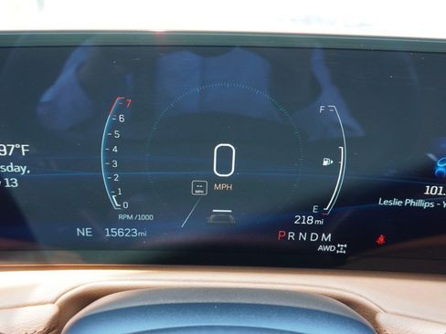 Used 2025 Cadillac XT4 Sport w/ LPO, Onyx Lite Package AWD/4WD image 15
