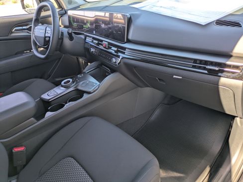 New 2026 Kia Sportage S AWD/4WD image 14