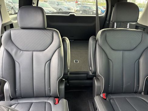 Used 2025 Hyundai Palisade SEL image 9