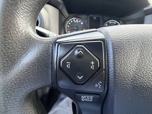 Used 2019 Toyota Tacoma SR RWD image 10