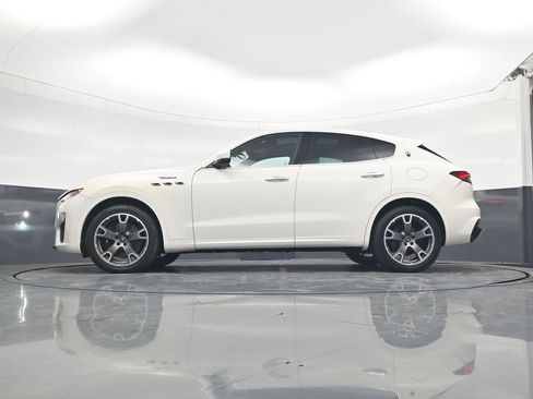 Used 2023 Maserati Levante Modena AWD/4WD image 22