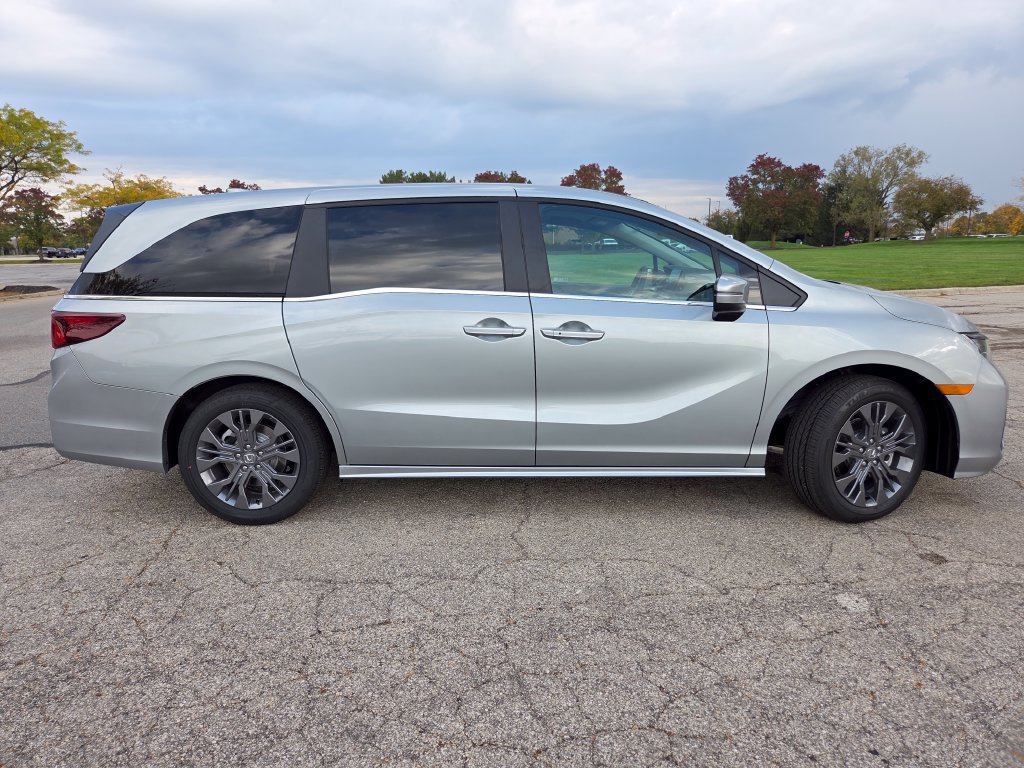 New 2027 Honda Odyssey Touring image 30