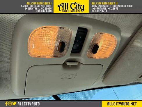 Used 2010 Ford Escape Limited AWD/4WD image 24