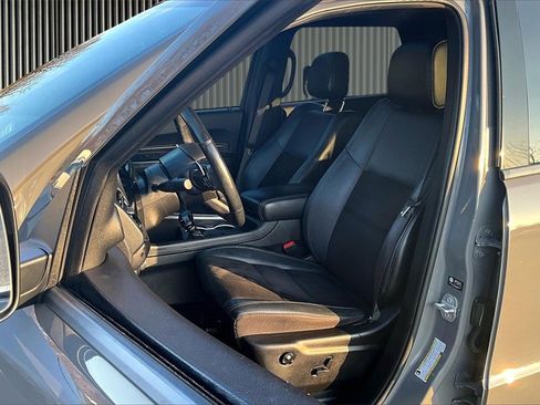 Used 2022 Dodge Durango GT image 25