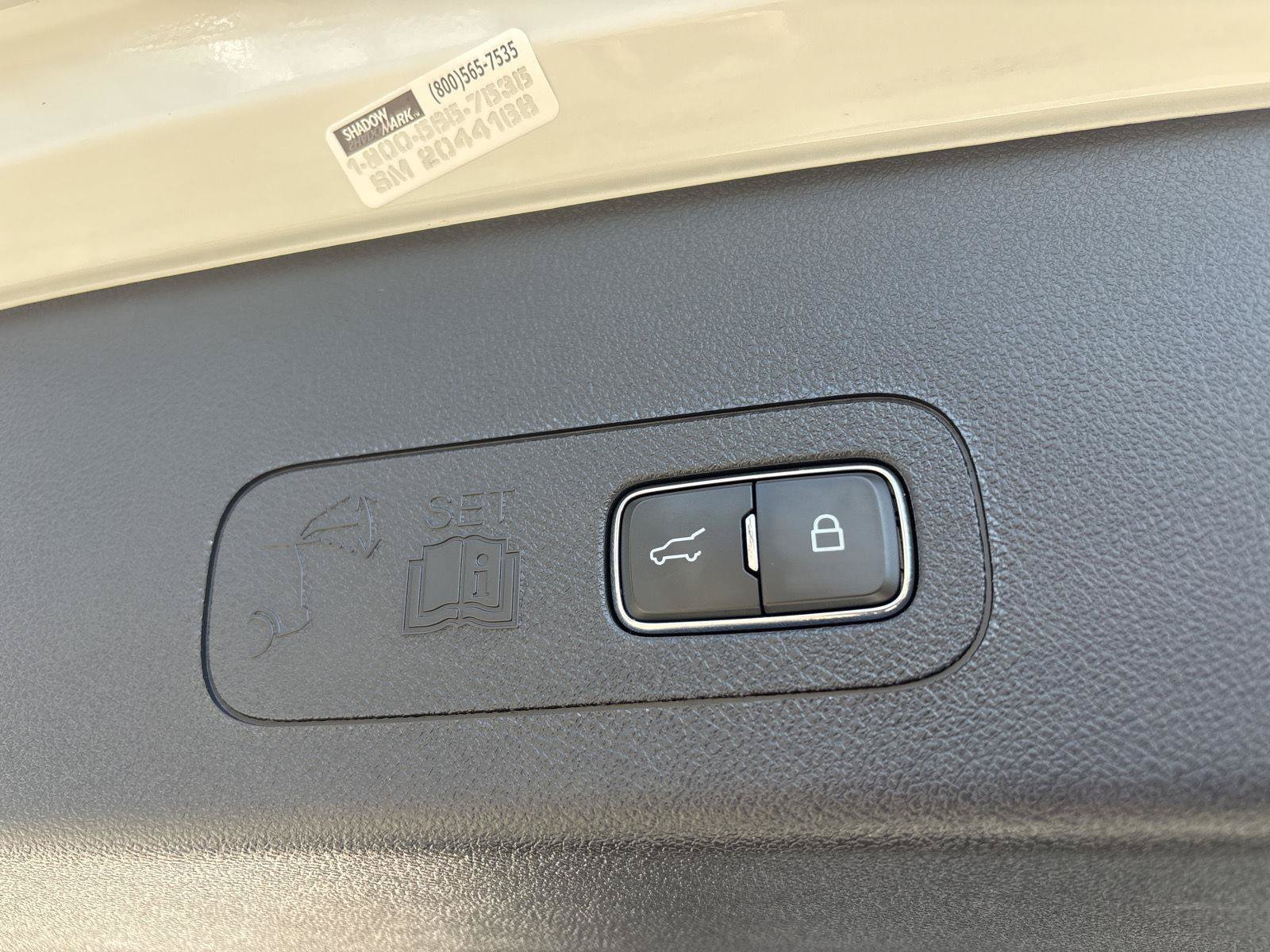 Used 2025 Lincoln Aviator Reserve w/ Luxury Package RWD image 17