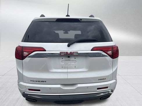 Used 2017 GMC Acadia Denali w/ Technology Package AWD/4WD image 5