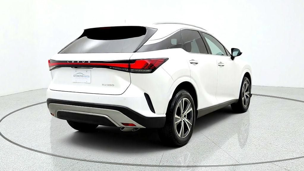 Used 2024 Lexus RX 350 Premium w/ Accessory Package (Z1) FWD image 5